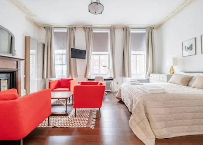 Unbeatable Location In Camden-Spacious Studio Flat