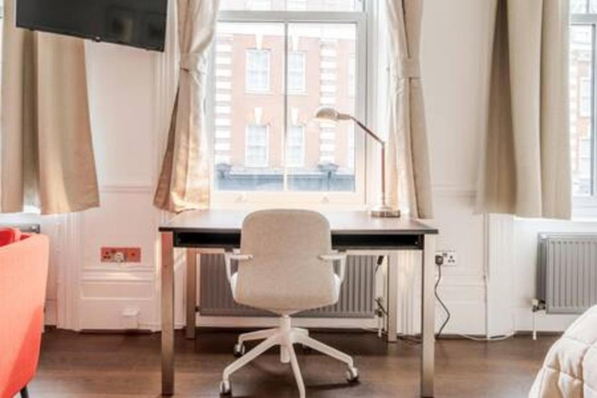 Unbeatable Location In Camden-spacious Flat